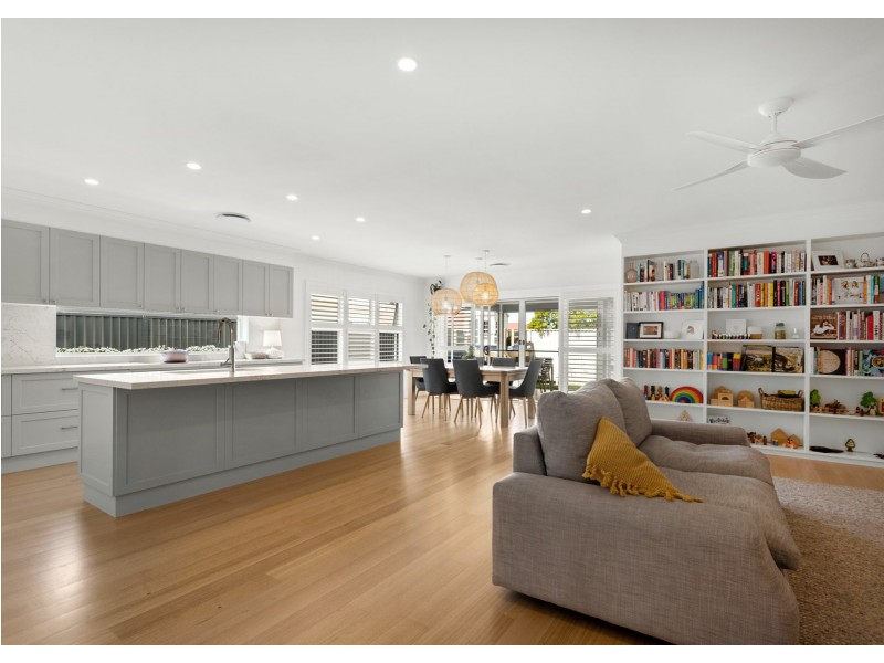 3 Bunyan Avenue, Old Bar NSW 2430