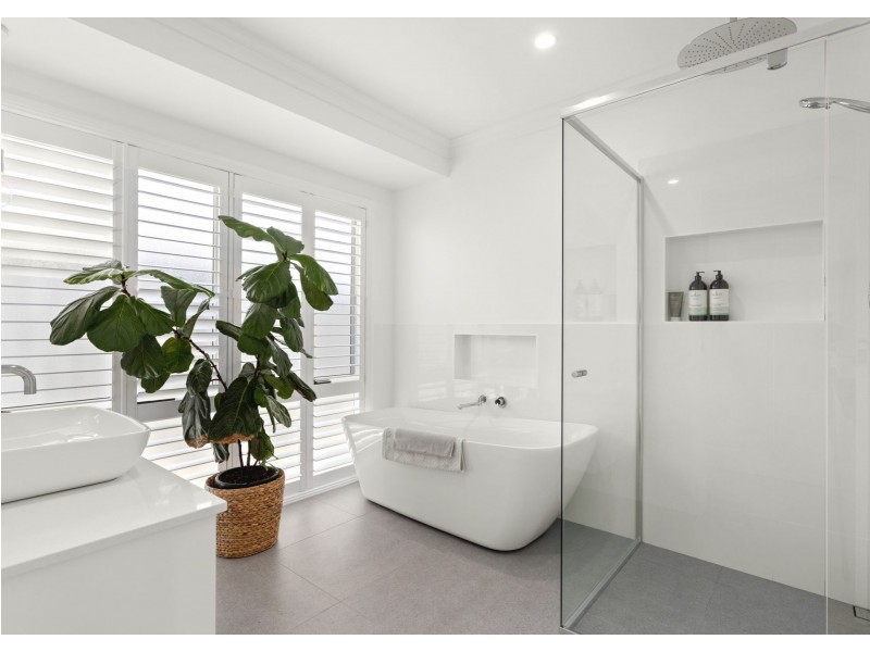 3 Bunyan Avenue, Old Bar NSW 2430