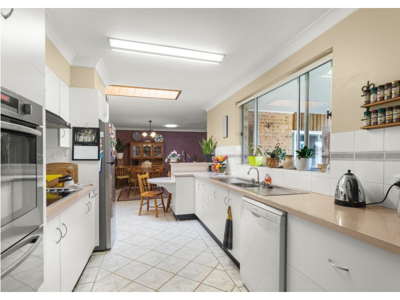 17 Kaywana Close, Pampoolah NSW 2430