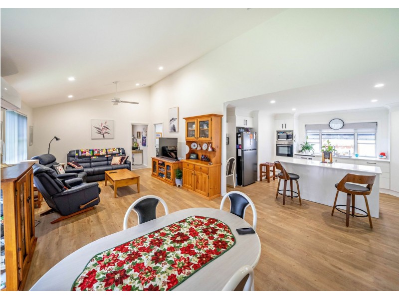 1/119 Forest Lane, Old Bar NSW 2430