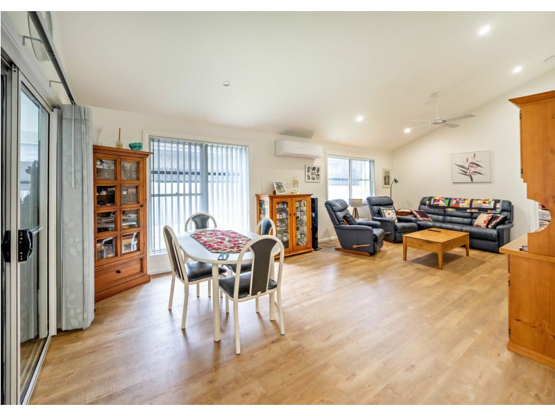 1/119 Forest Lane, Old Bar NSW 2430