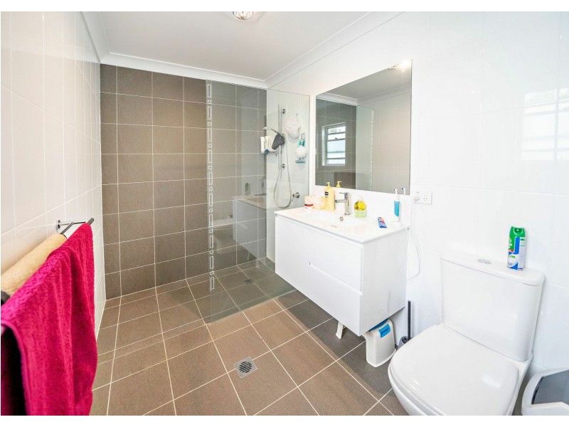 1/119 Forest Lane, Old Bar NSW 2430