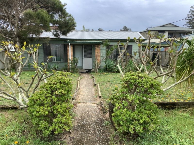 27 Manning Street, Manning Point NSW 2430
