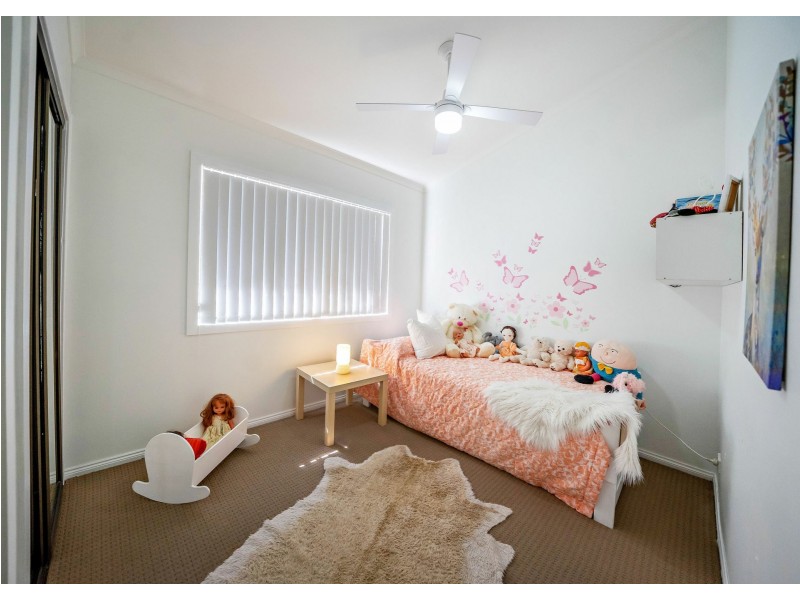 1B Kestrel Avenue, Old Bar NSW 2430