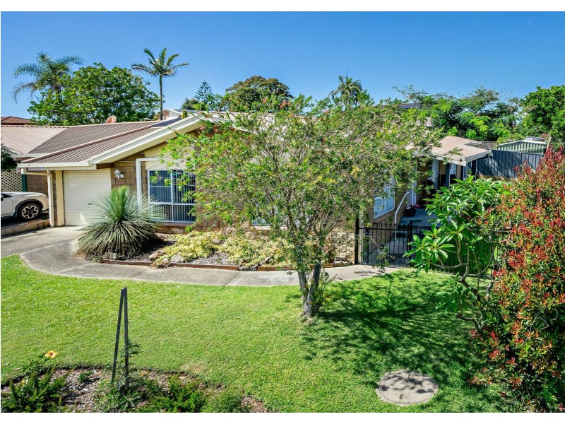 1B Kestrel Avenue, Old Bar NSW 2430