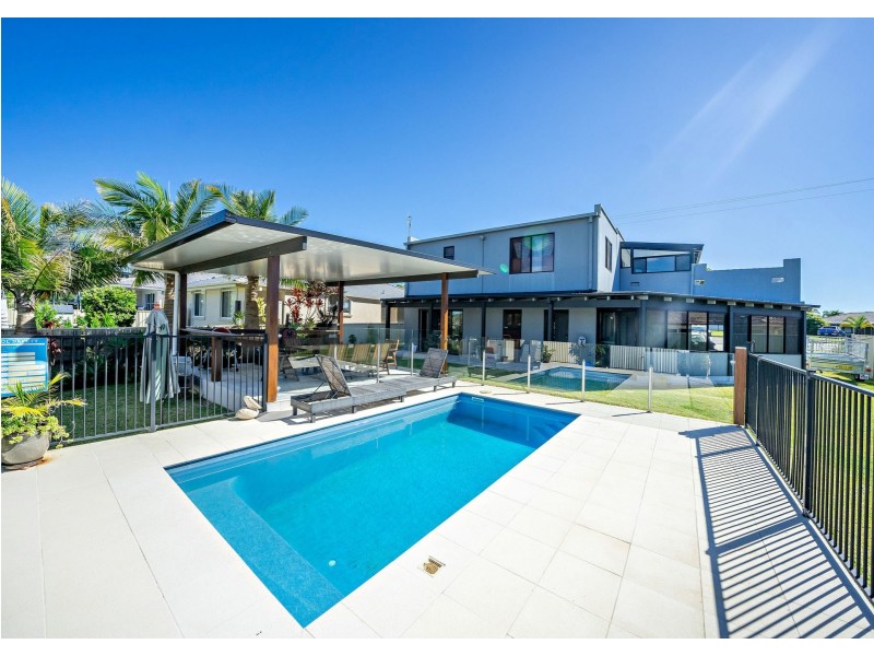 330 Saltwater Rd, Wallabi Point NSW 2430