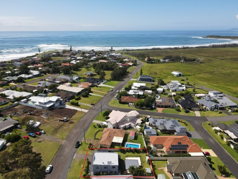 330 Saltwater Rd, Wallabi Point NSW 2430