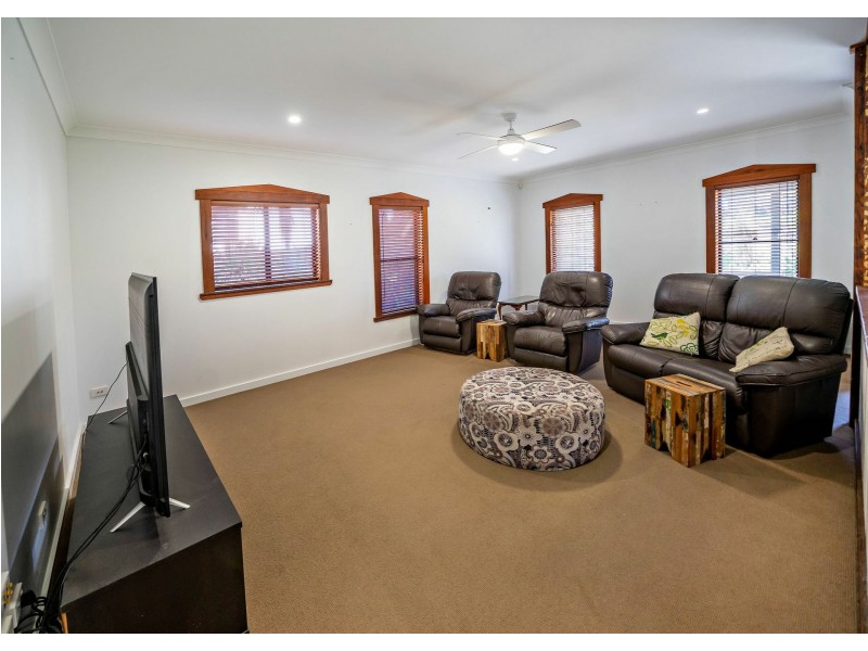 330 Saltwater Rd, Wallabi Point NSW 2430