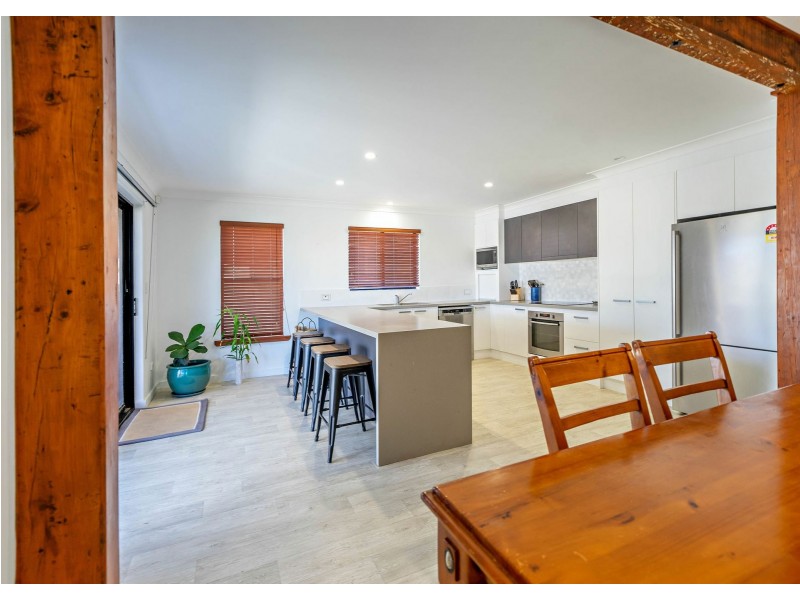 330 Saltwater Rd, Wallabi Point NSW 2430