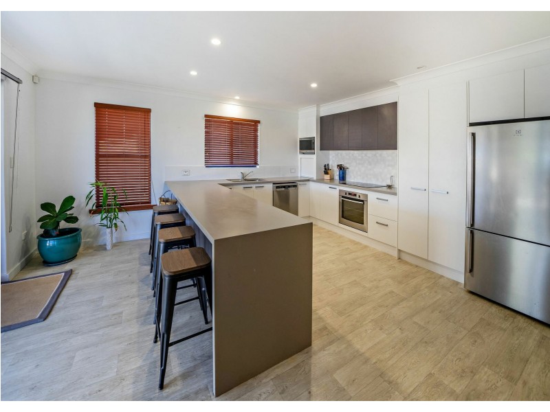 330 Saltwater Rd, Wallabi Point NSW 2430