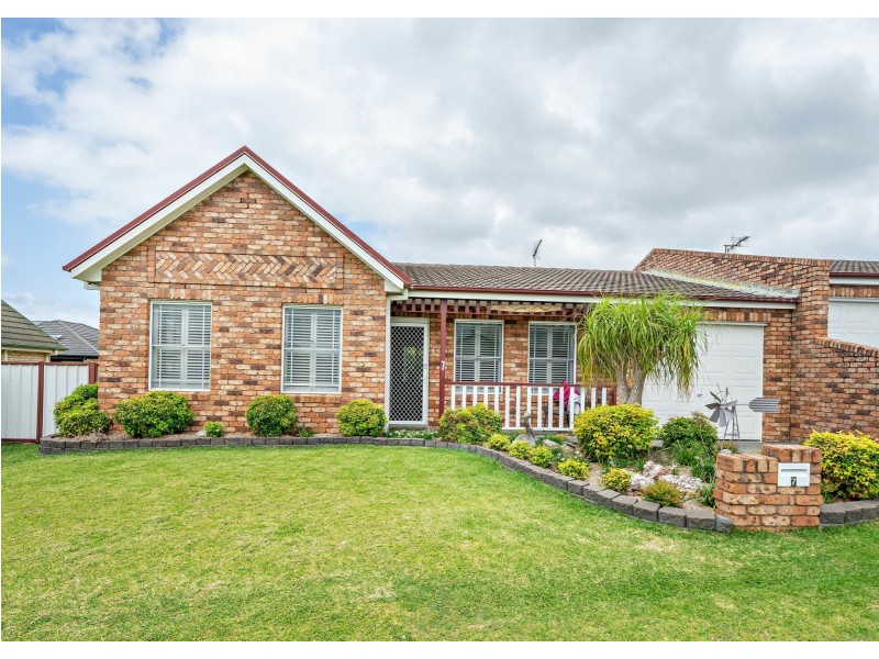 7 Berber Road, Old Bar NSW 2430