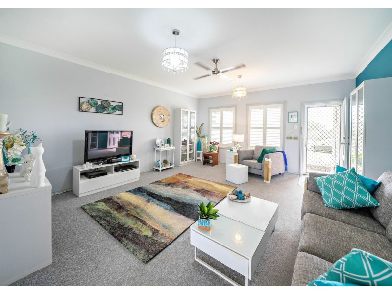 7 Berber Road, Old Bar NSW 2430