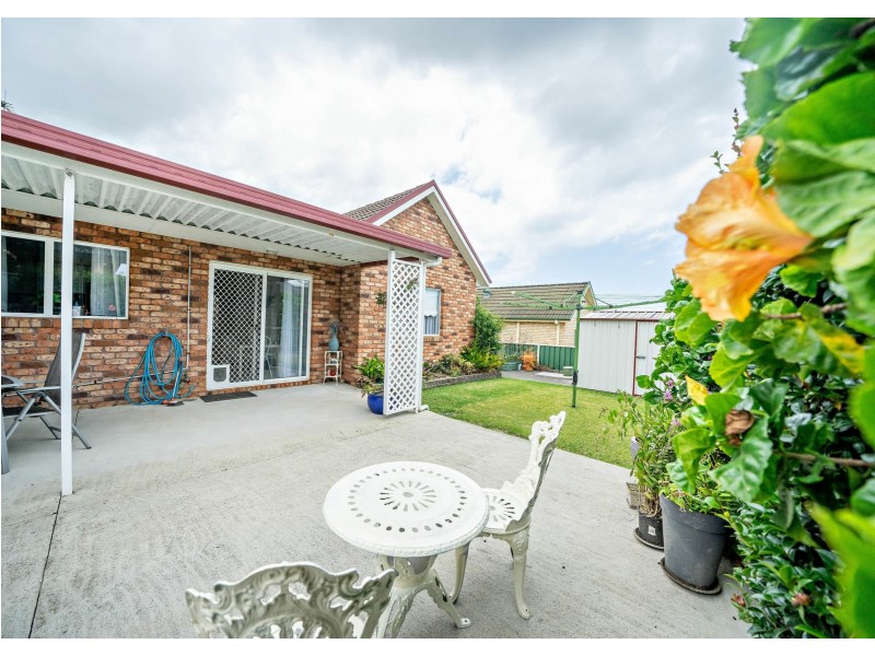 7 Berber Road, Old Bar NSW 2430