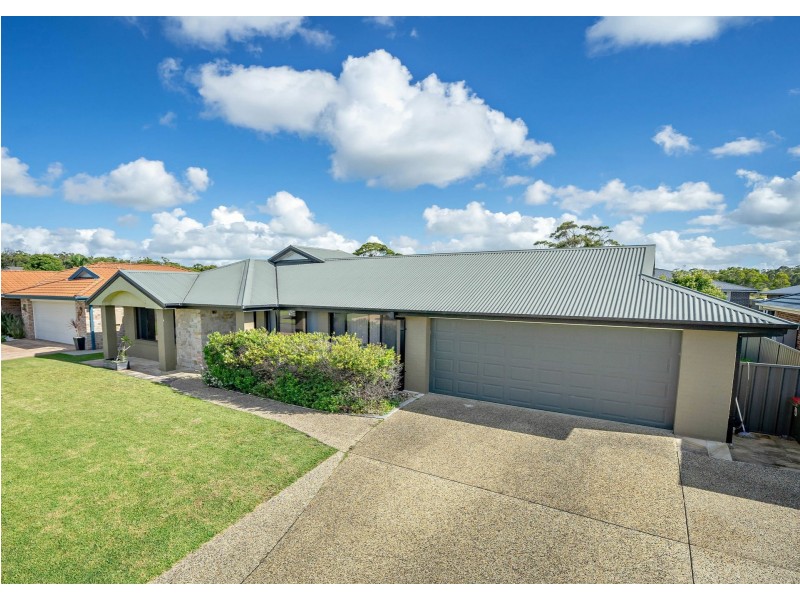 7 Rosier Place, Old Bar NSW 2430