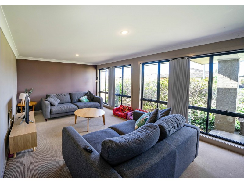 7 Rosier Place, Old Bar NSW 2430