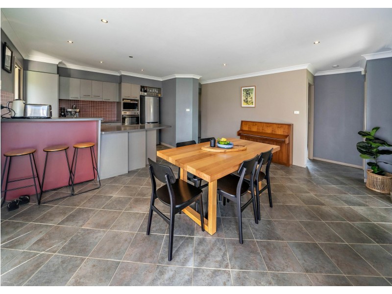 7 Rosier Place, Old Bar NSW 2430