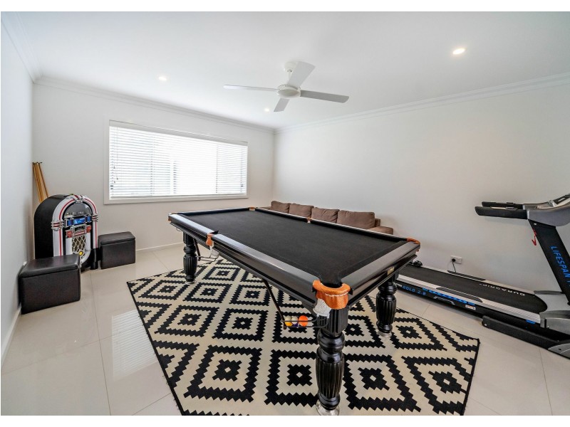 24 Howard St, Wallabi Point NSW 2430