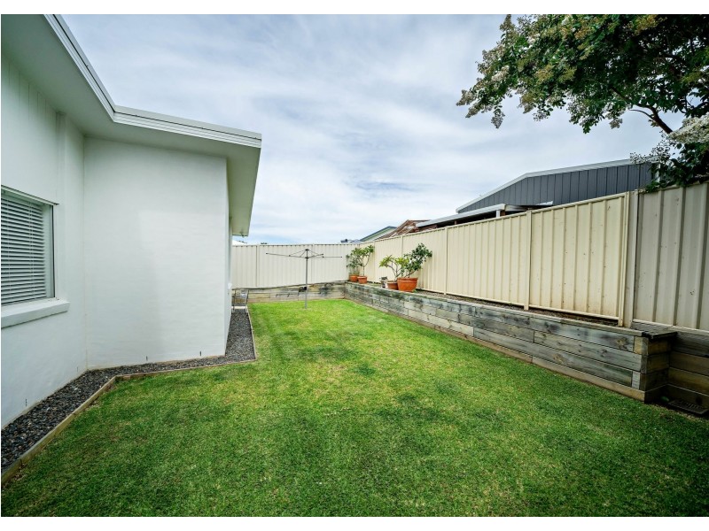 24 Howard St, Wallabi Point NSW 2430