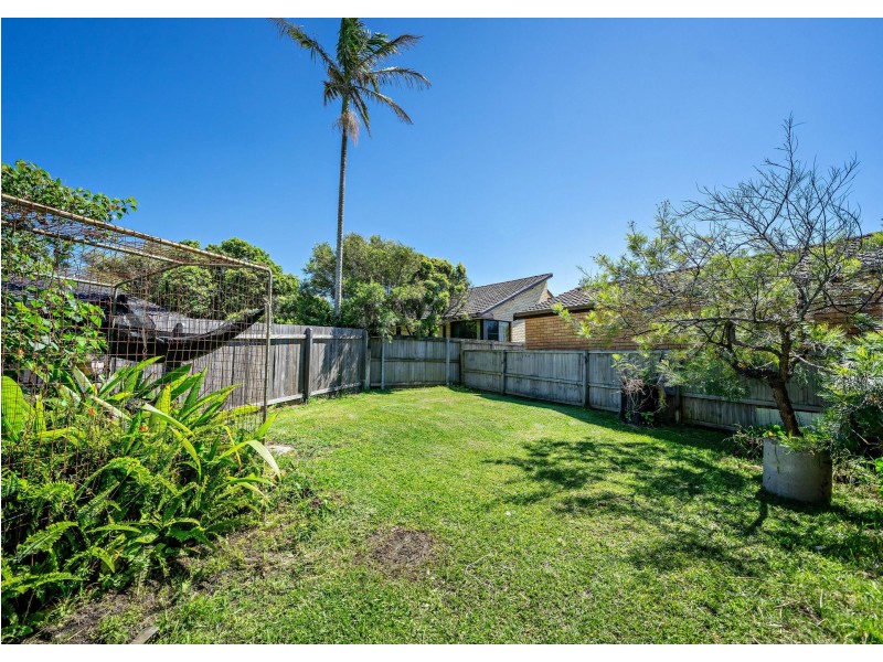 1 Smith Street, Old Bar NSW 2430