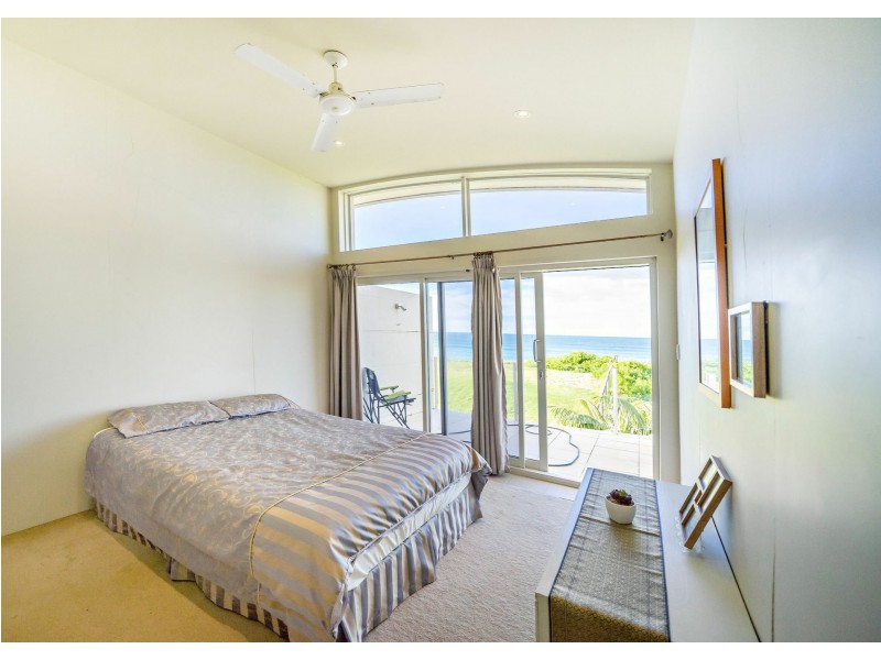 4/38 Lewis Street, Old Bar NSW 2430