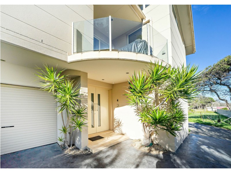 4/38 Lewis Street, Old Bar NSW 2430