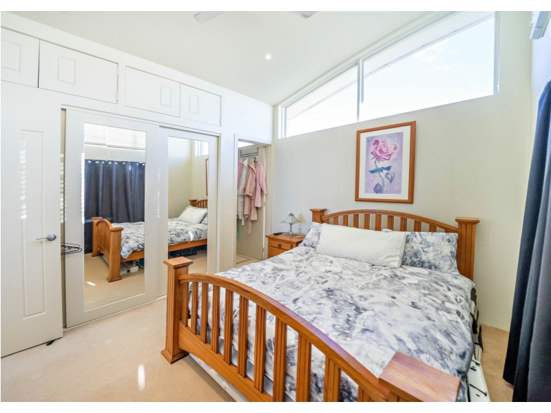 4B/38 Lewis Street, Old Bar NSW 2430