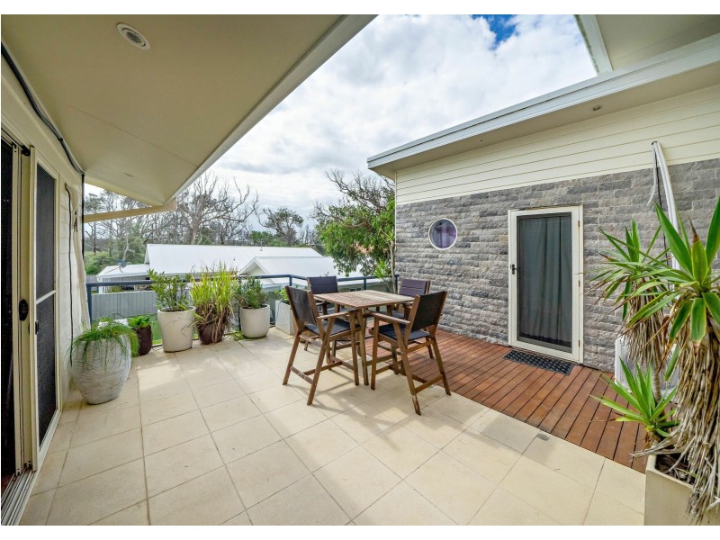 3 & 4/40 Lewis Street, Old Bar NSW 2430