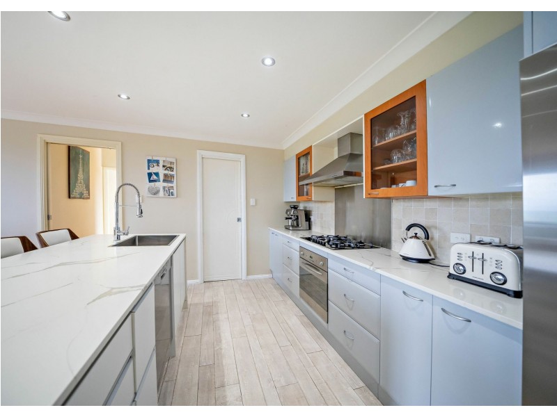 3 & 4/40 Lewis Street, Old Bar NSW 2430