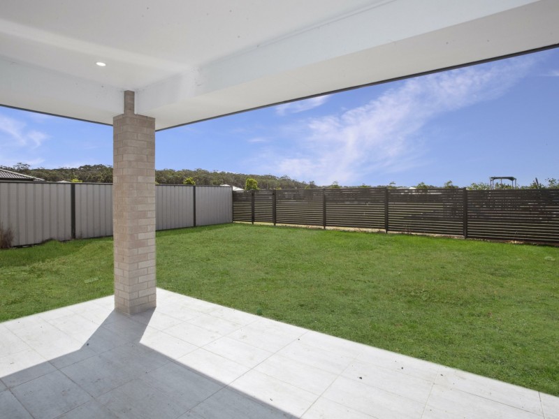 42B Bluehaven Drive, Old Bar NSW 2430