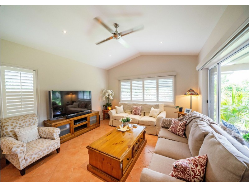 7 Shantull Drive, Wallabi Point NSW 2430