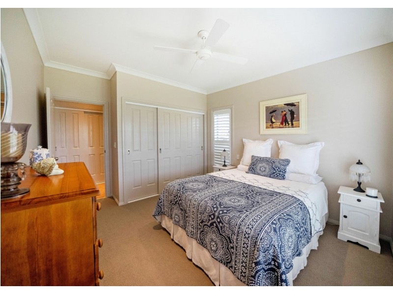 7 Shantull Drive, Wallabi Point NSW 2430