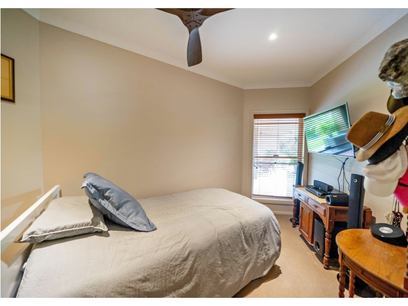 7 Shantull Drive, Wallabi Point NSW 2430