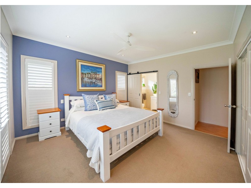7 Shantull Drive, Wallabi Point NSW 2430