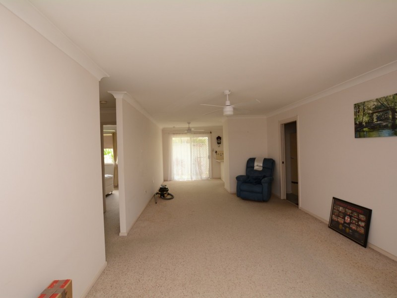 Unit 3/37 Old Bar Road, Old Bar NSW 2430