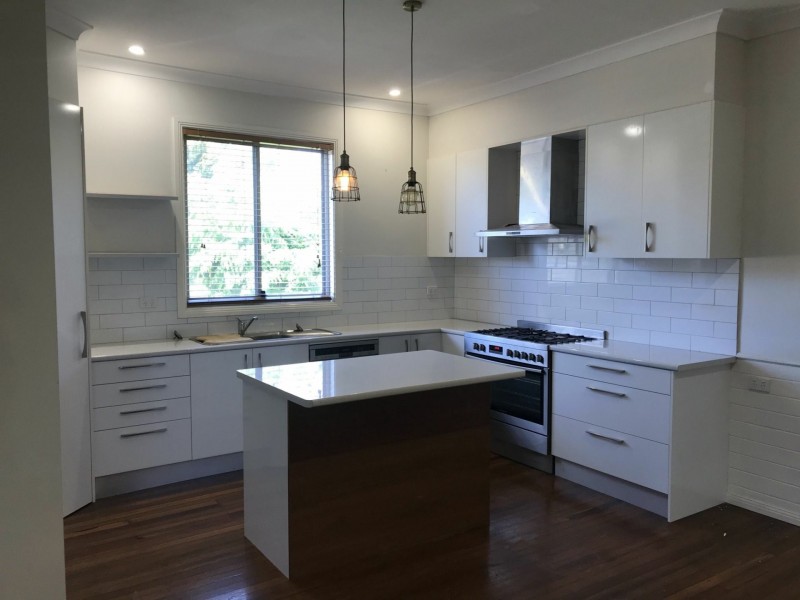 11 Wingham Road, Taree NSW 2430