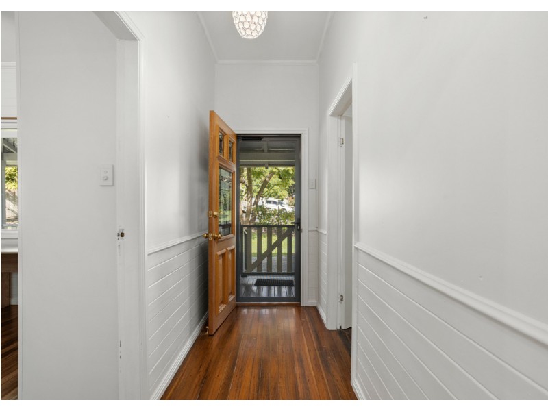 11 Wingham Road, Taree NSW 2430