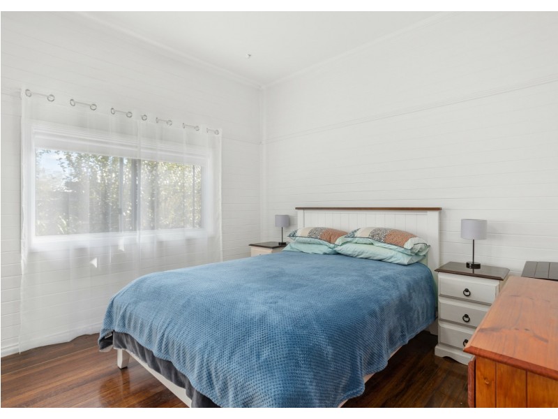 11 Wingham Road, Taree NSW 2430