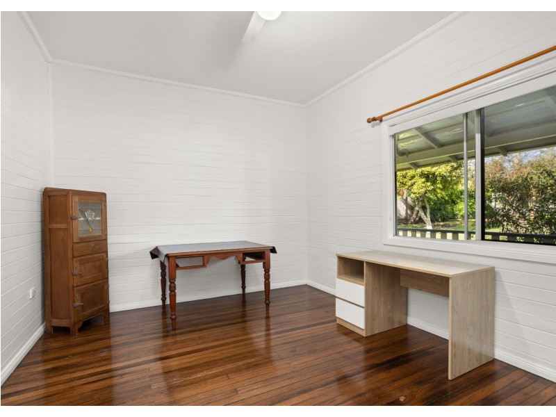11 Wingham Road, Taree NSW 2430