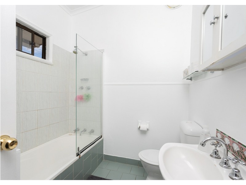 11 Wingham Road, Taree NSW 2430