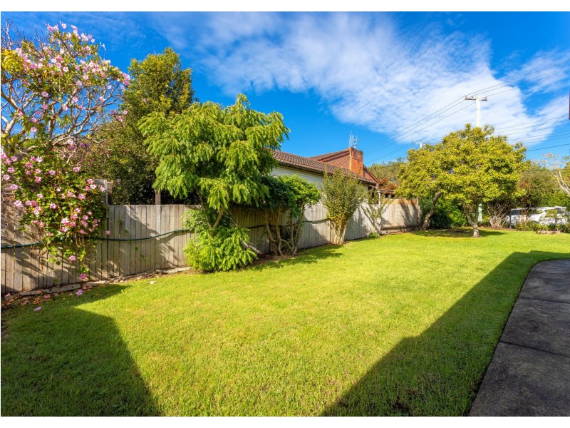 11 Wingham Road, Taree NSW 2430