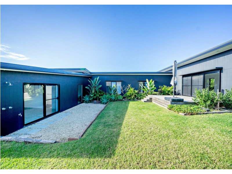 25 Janice Street, Wallabi Point NSW 2430