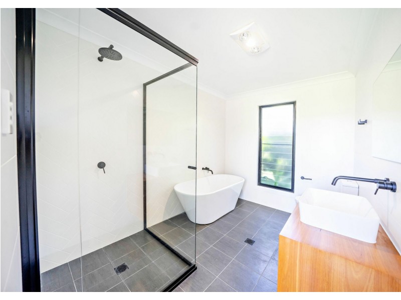 25 Janice Street, Wallabi Point NSW 2430