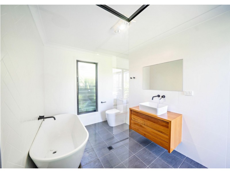 25 Janice Street, Wallabi Point NSW 2430