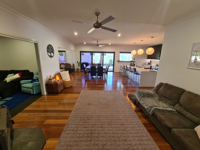 36 Shantull Drive, Wallabi Point NSW 2430