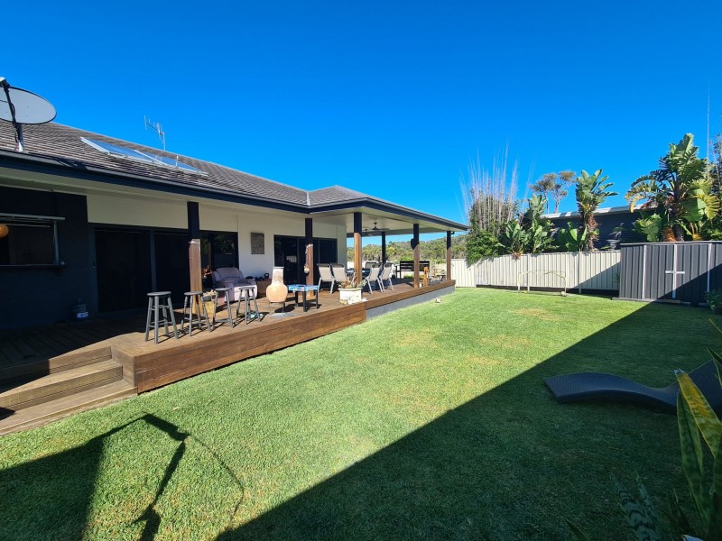 36 Shantull Drive, Wallabi Point NSW 2430