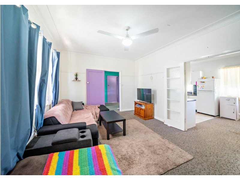 16 Richardson Street, Taree NSW 2430