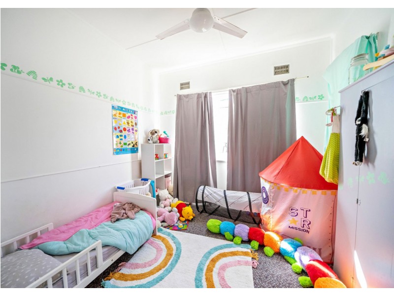 16 Richardson Street, Taree NSW 2430