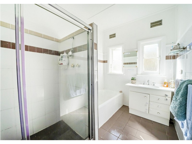 16 Richardson Street, Taree NSW 2430