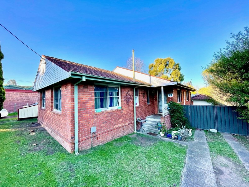 13 Mudford Street, Taree NSW 2430