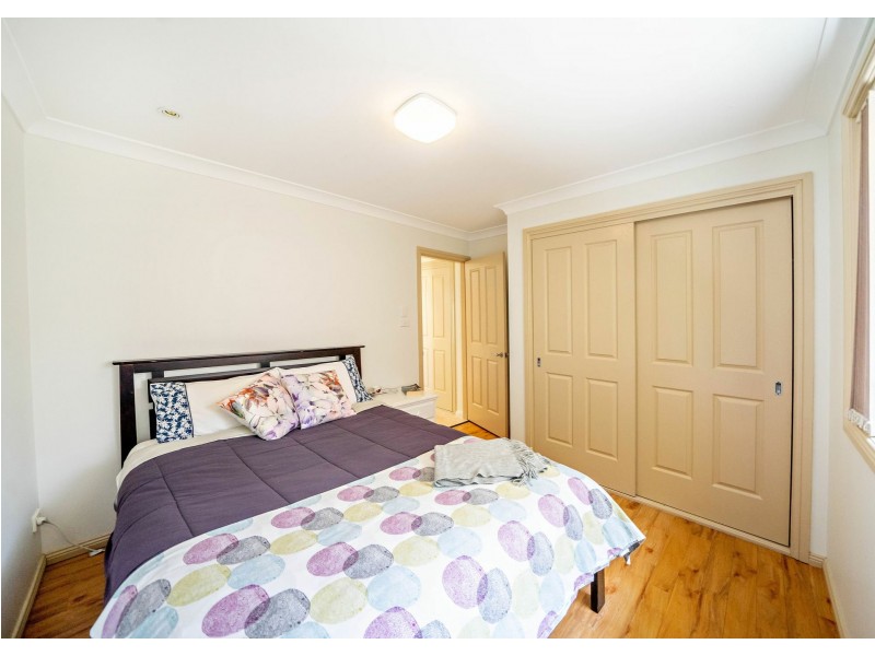 6 Gannet Crescent, Old Bar NSW 2430